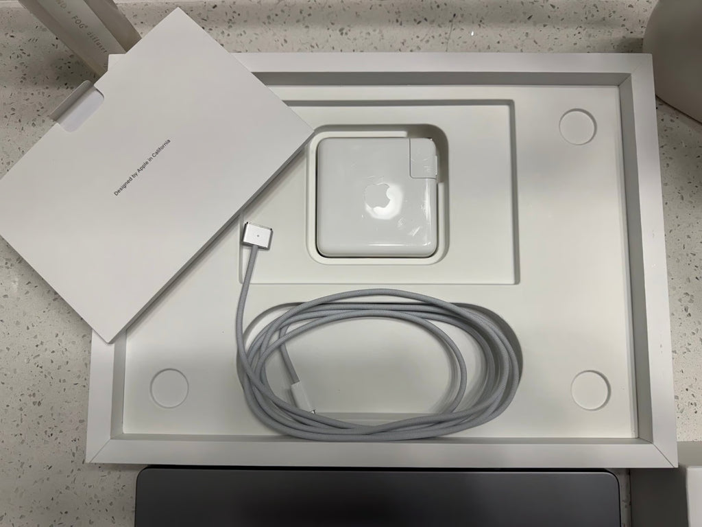 Apple MacBook Pro M1 Max 7B73