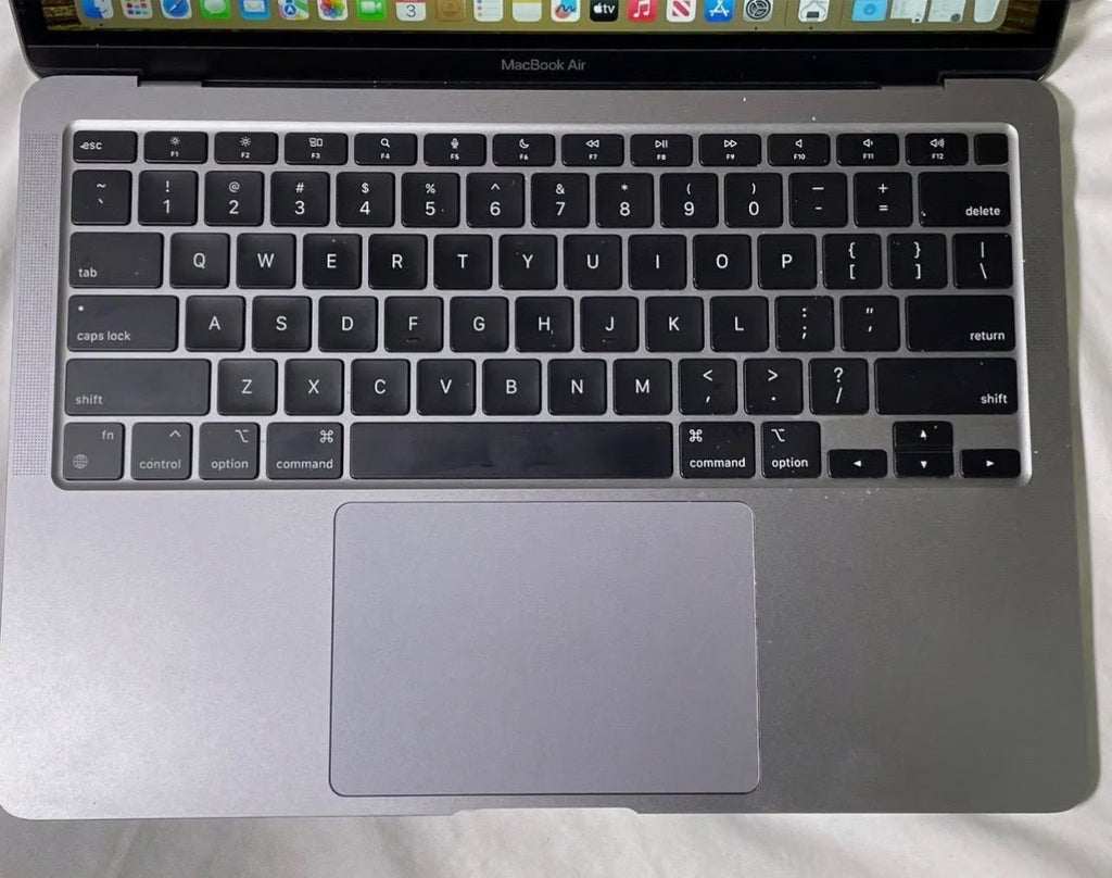 MacBook Air M1 2020 6Q87