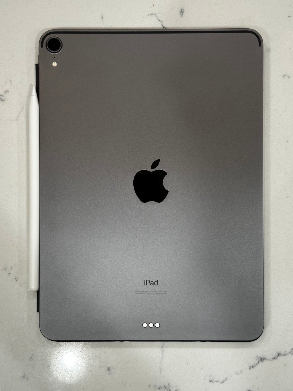 iPad Pro 3rd generation Space Gray 11 inch 7O15