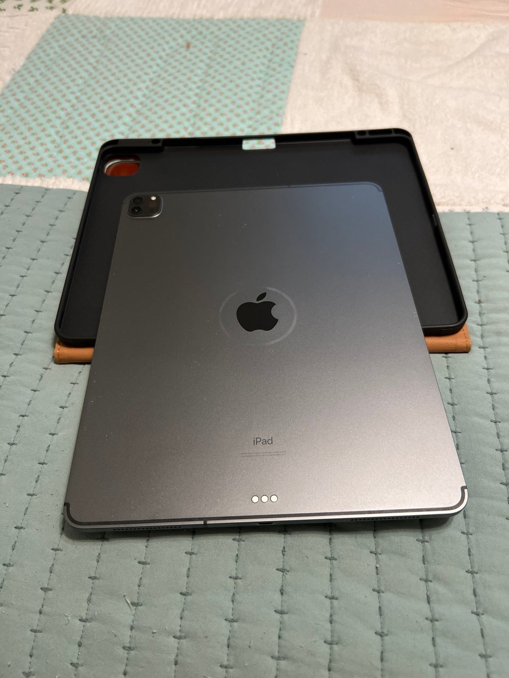 iPad Pro 4th generation 1Z75
