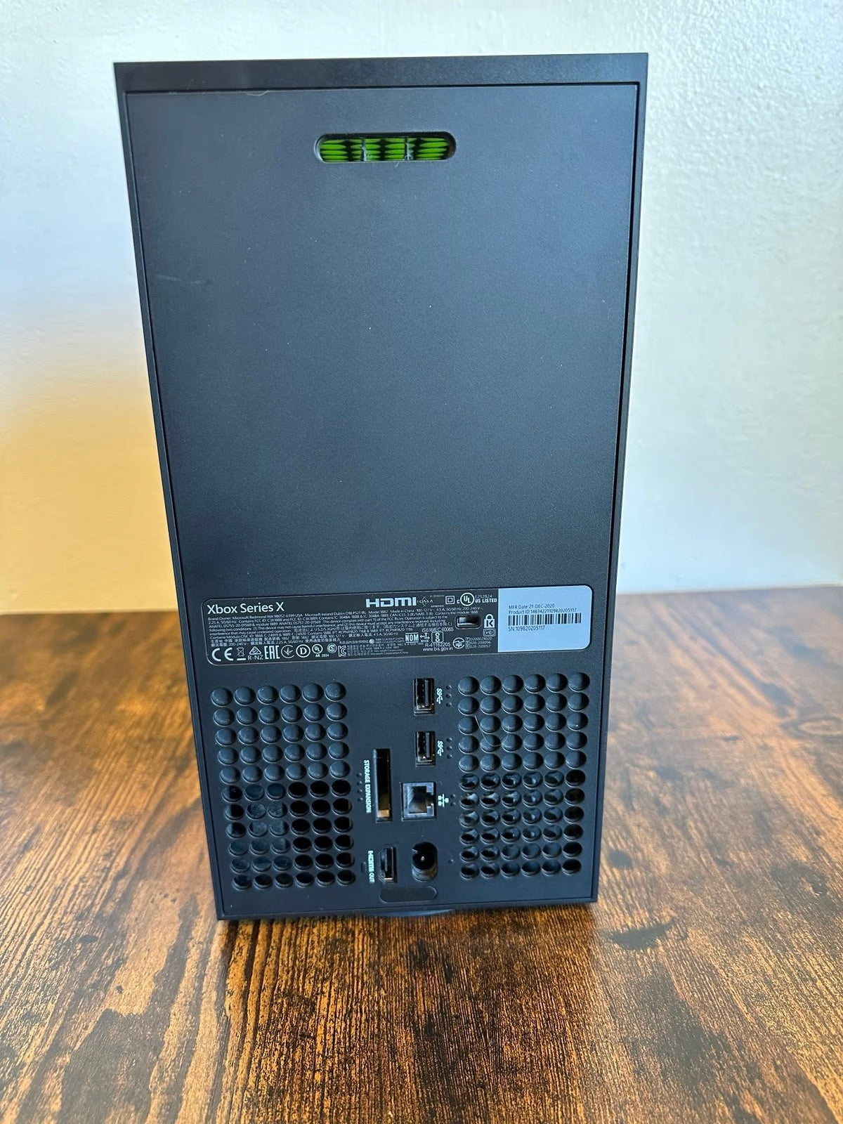 Xbox Series X Lot 1R85