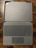 iPad Pro with Apple Pencil and keyboard case 3P51