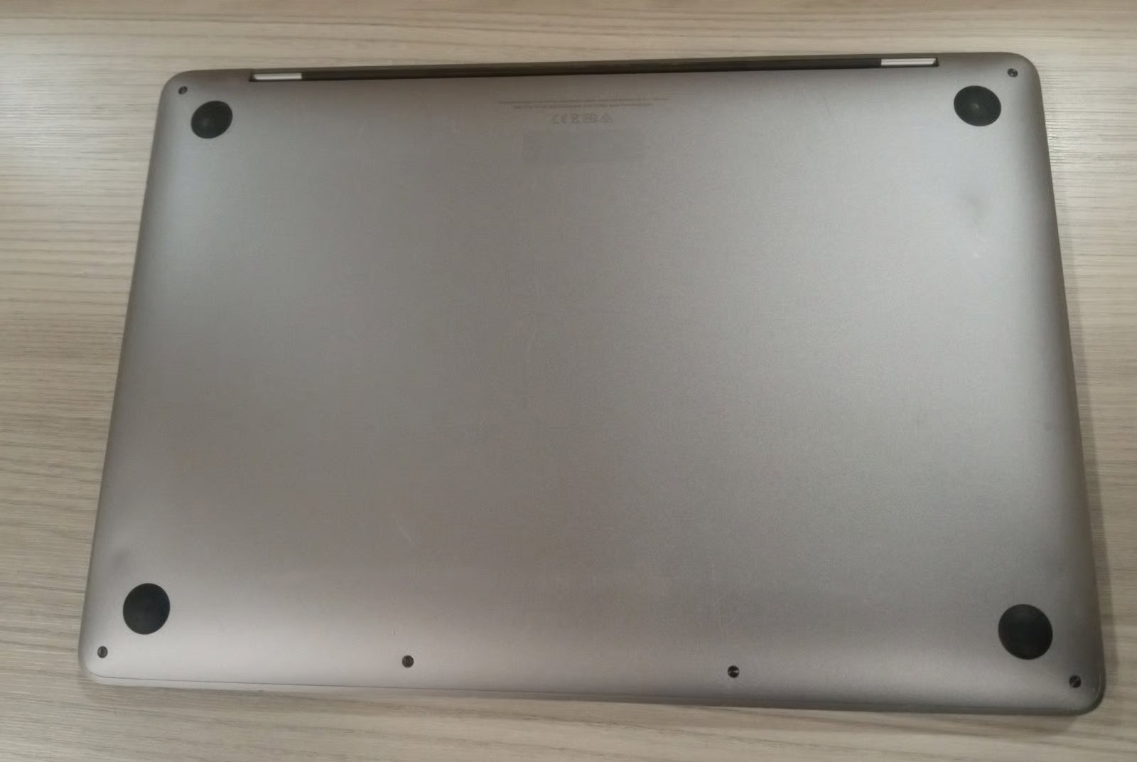 MacBook pro 2020 m1 chip 256gb SSD 8gb ram 6F18