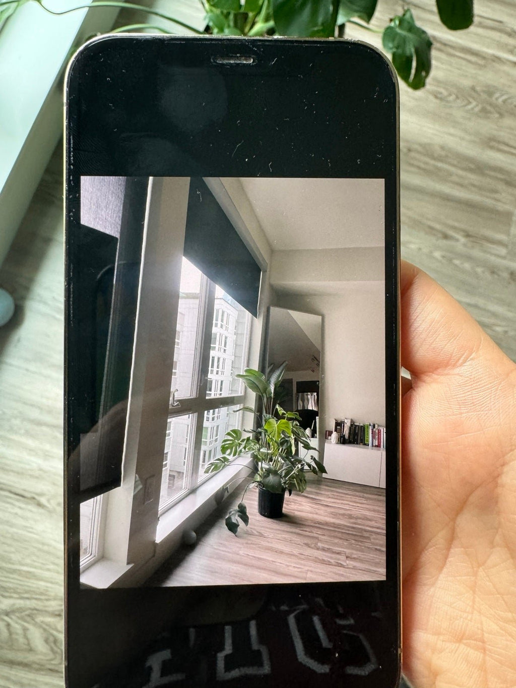 Apple iPhone 12 Pro 128 GB in Gold 7X16