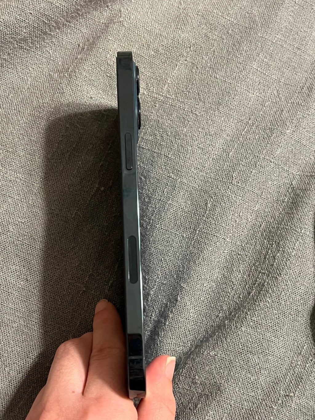 iPhone 12 Pro Max ( reserved ) 7T62