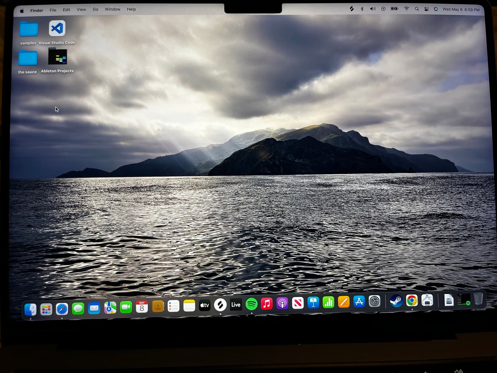 macbook pro m1 14 inch 9W13