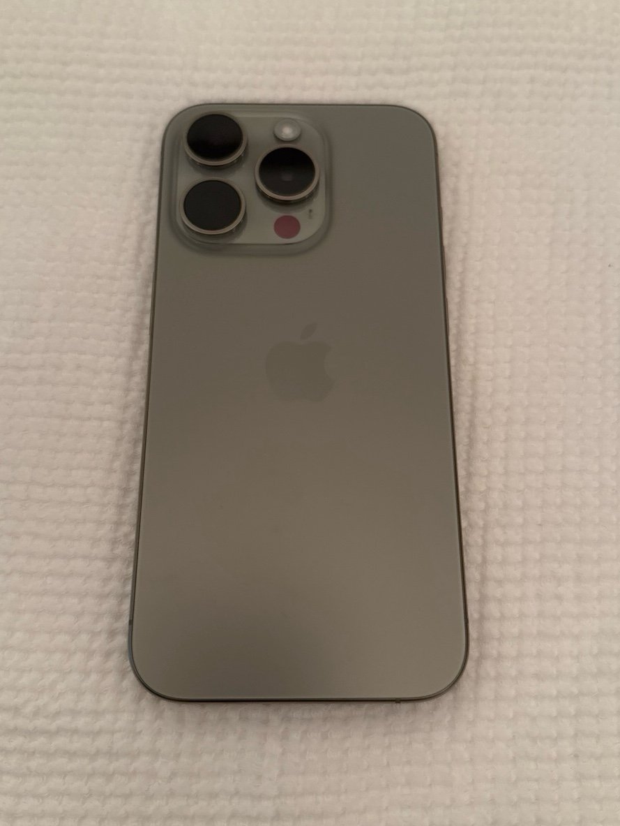 Apple iPhone 15 Pro 1TB In Natural Titanium With 鈥淣o SIM Restrictions鈥?7C69