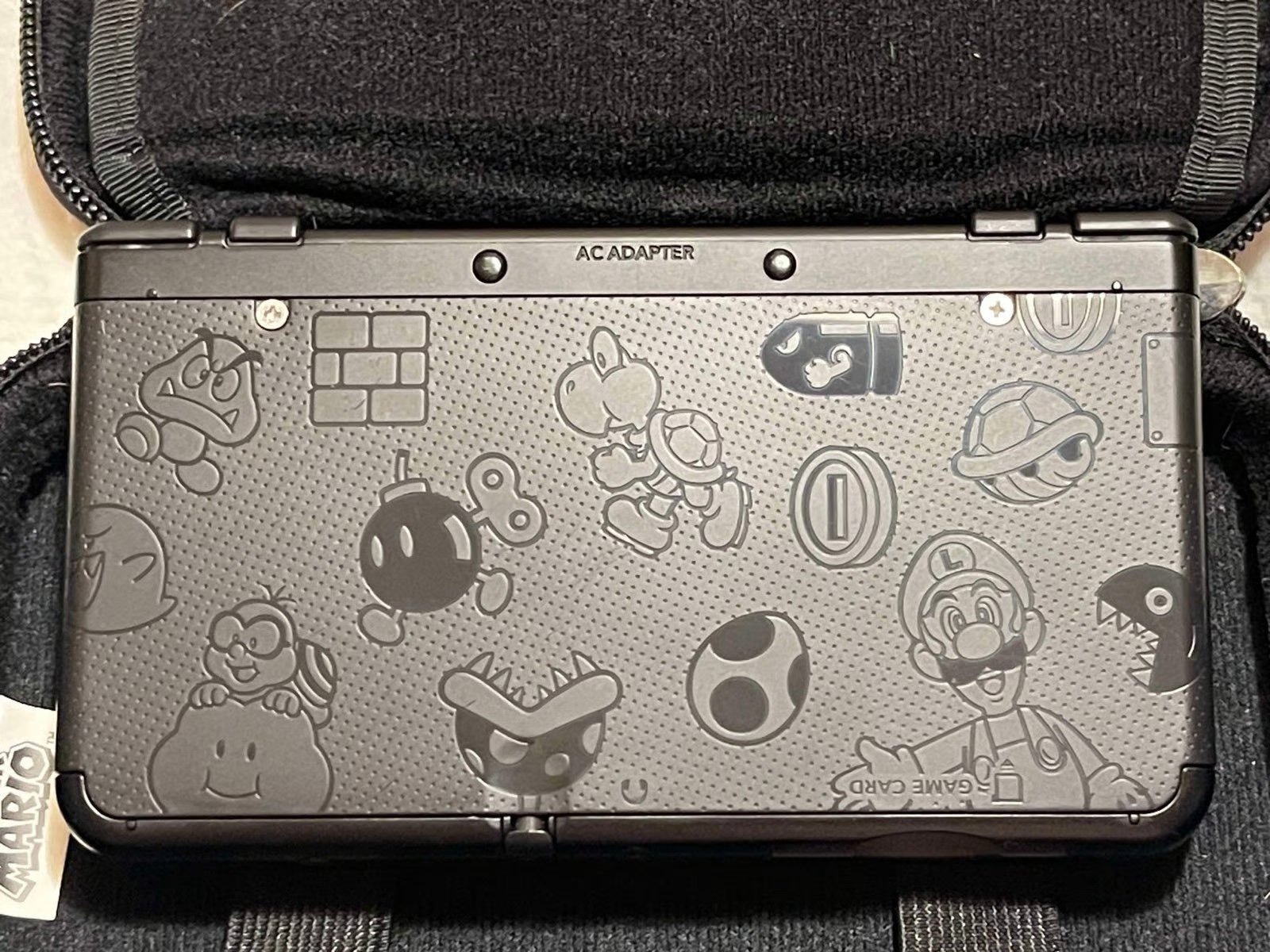 New Nintendo 3DS Super Mario in Black edition