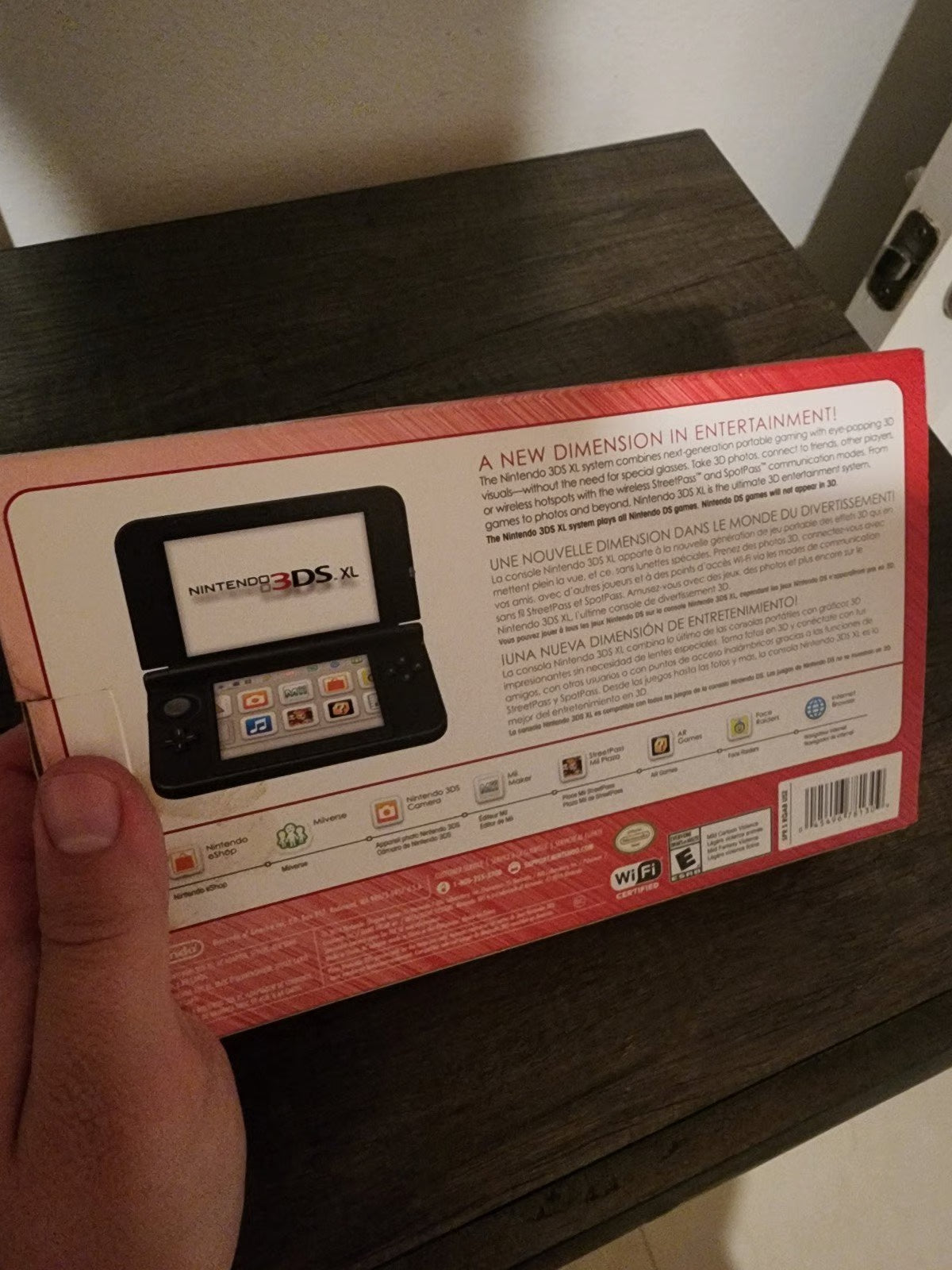 Nintendo 3DS XL Super Mario Bros. 2 in Red