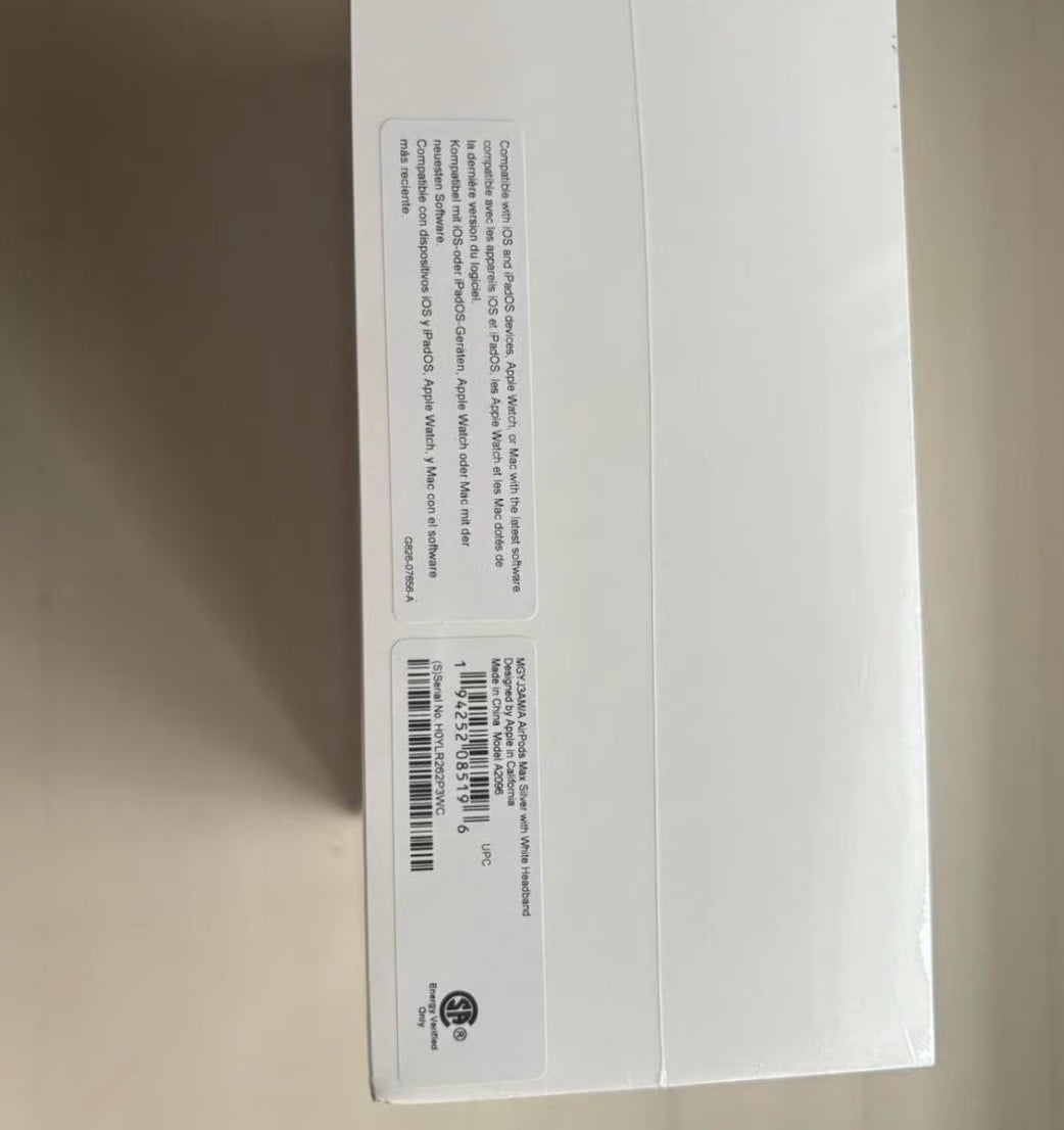 Apple AirPod Maxes 1V65