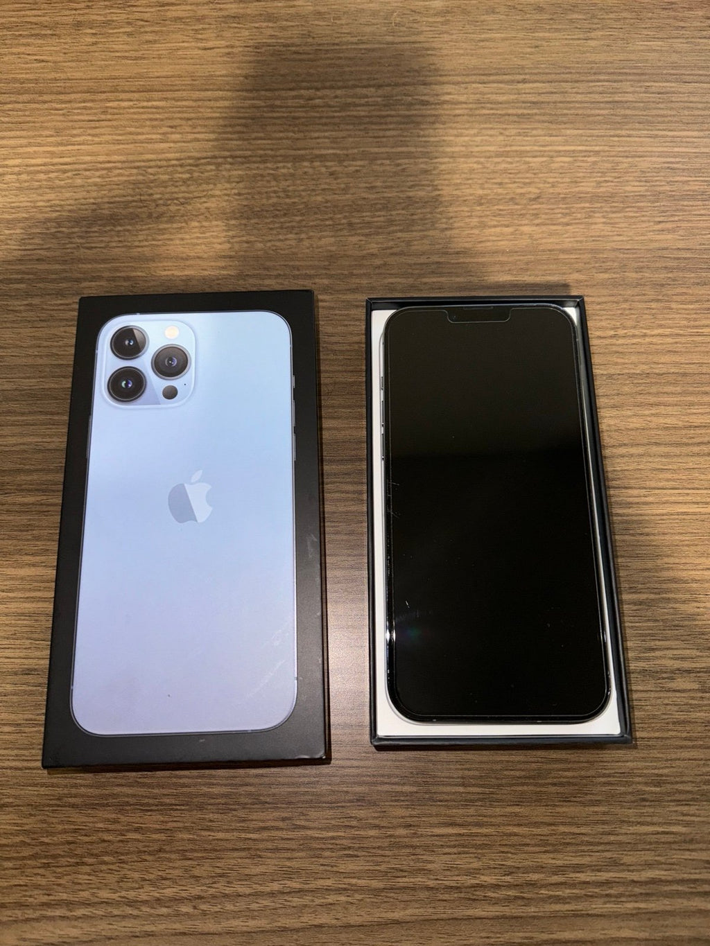 Apple iPhone 13 Pro Max 128 GB in Sierra Blue Unlocked 9U13