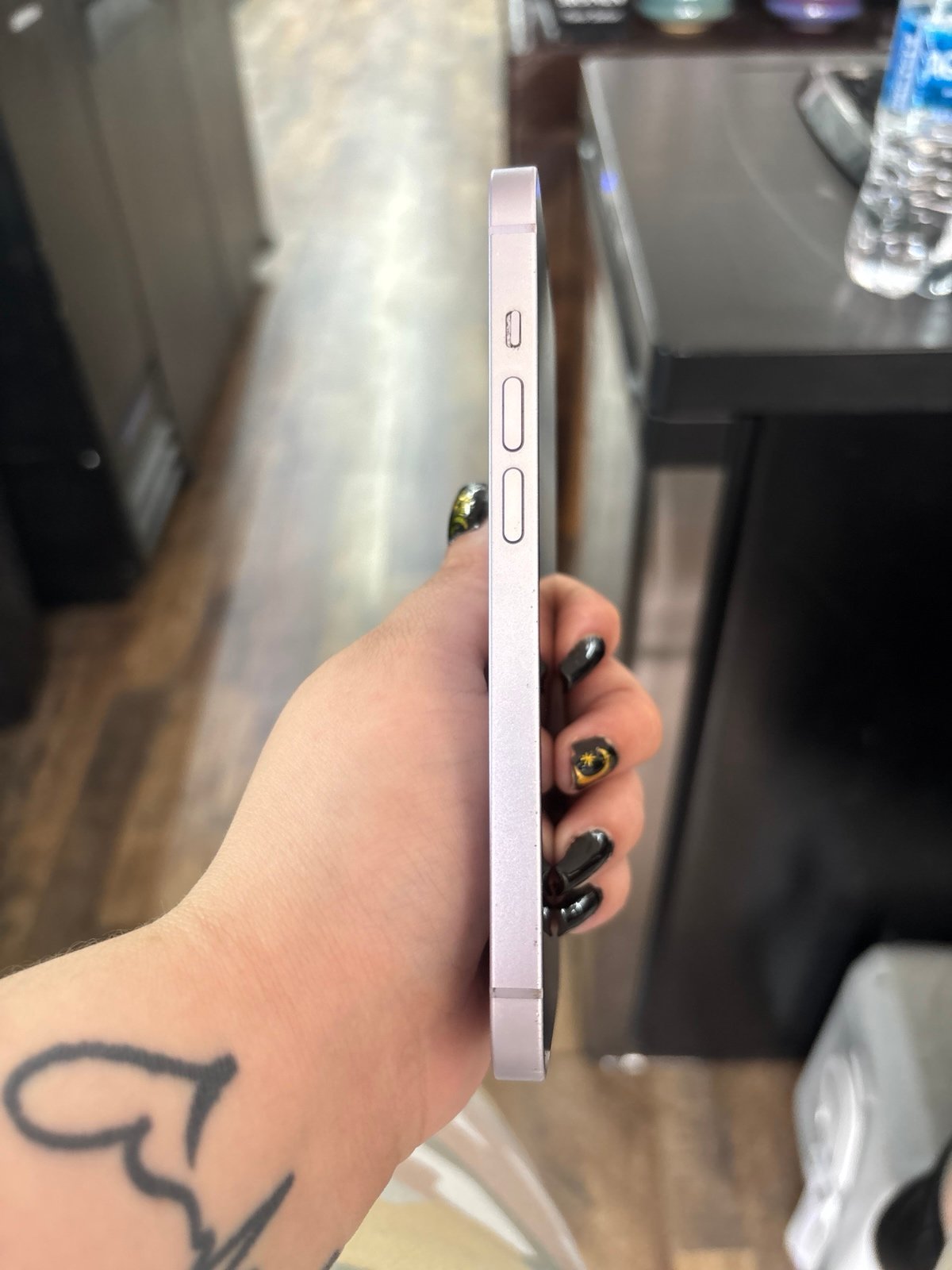 iPhone 14 128GB in purple 8Y73