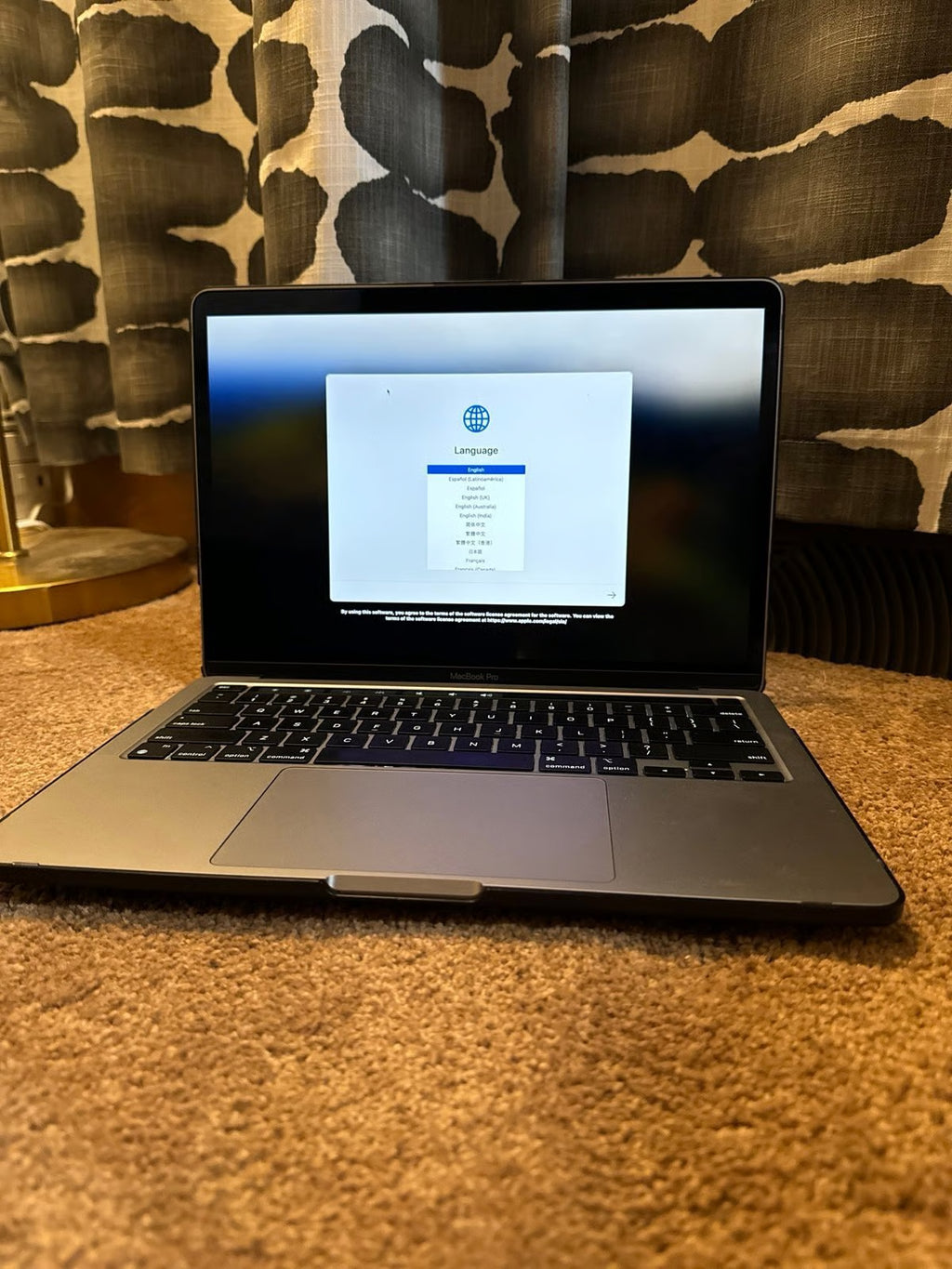 Apple MacBook Pro M1 3E15