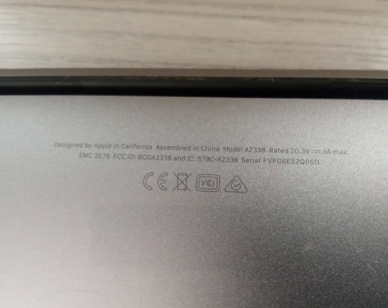 MacBook pro 2020 m1 chip 256gb SSD 8gb ram 6F18