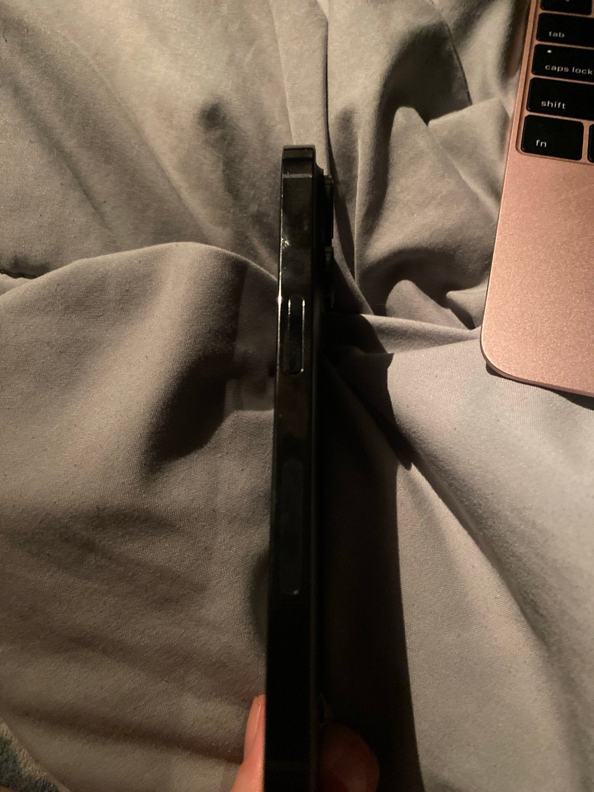 Apple iPhone 14 Pro 128 GB in Space Black Unlocked 8Z89