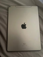 Apple iPad Air 3rd Generation 64 GB in Space Gray 6K96