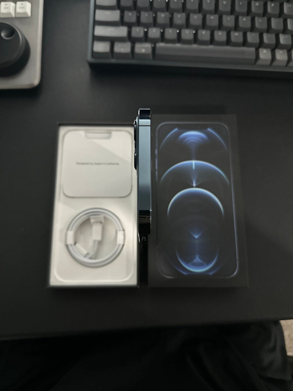 iphone 12 pro max phone unlocked 512GB Pacific Blue 5T91