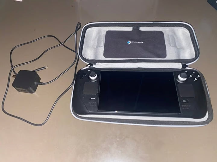 1.5TB Steam Deck (512GB LCD Model + 1TB SanDisk microSD) - Like New 6G21