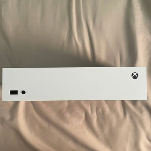 Xbox Series S 3Q83
