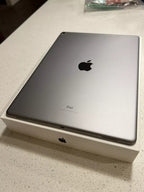 Apple iPad Pro 12.9�?Wifi + Cellular 256GB Space Gray Unlocked Apple Keyboard 3G51