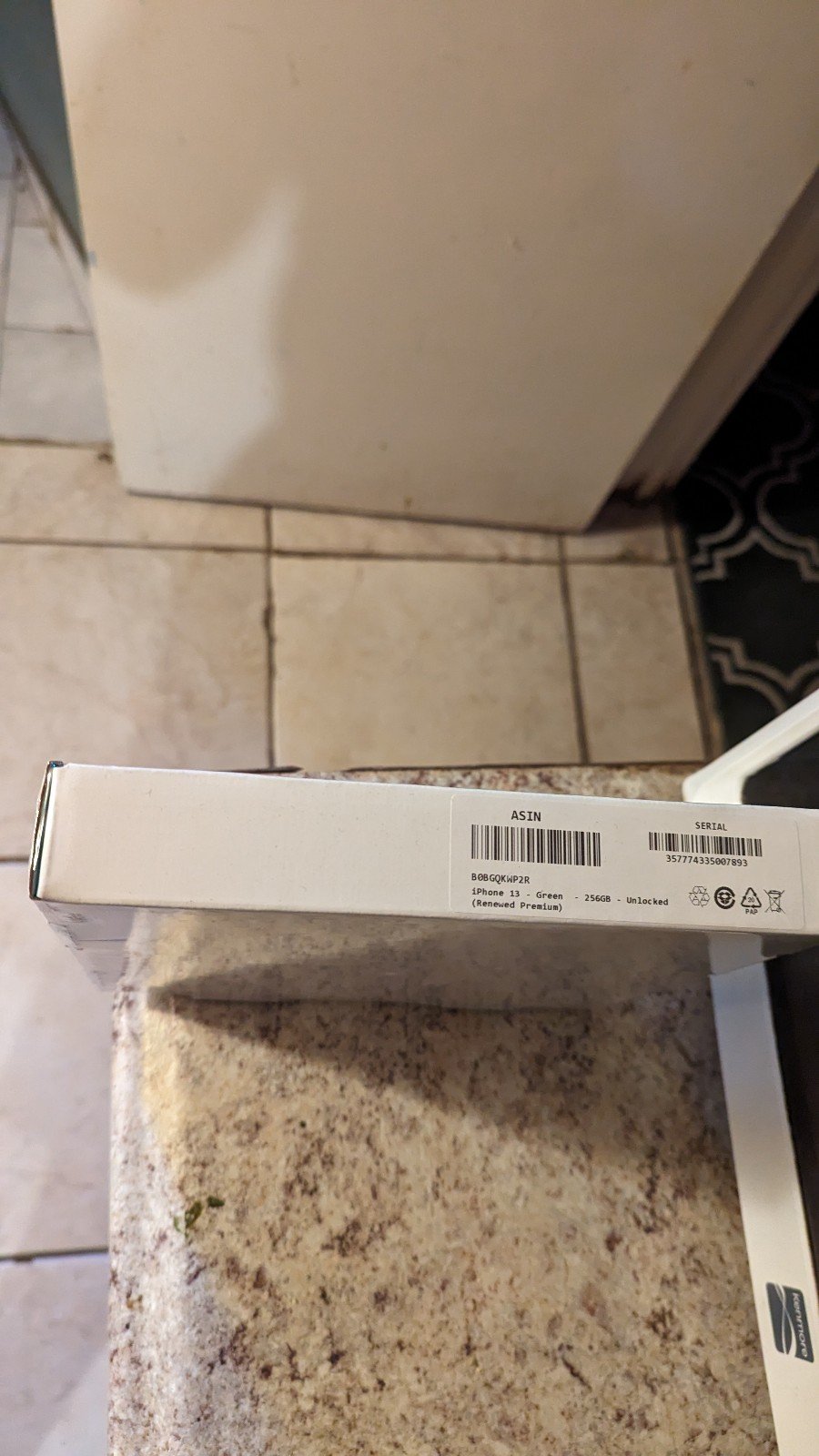 Apple iPhone 13 256 GB in Green for Unlocked 8X93