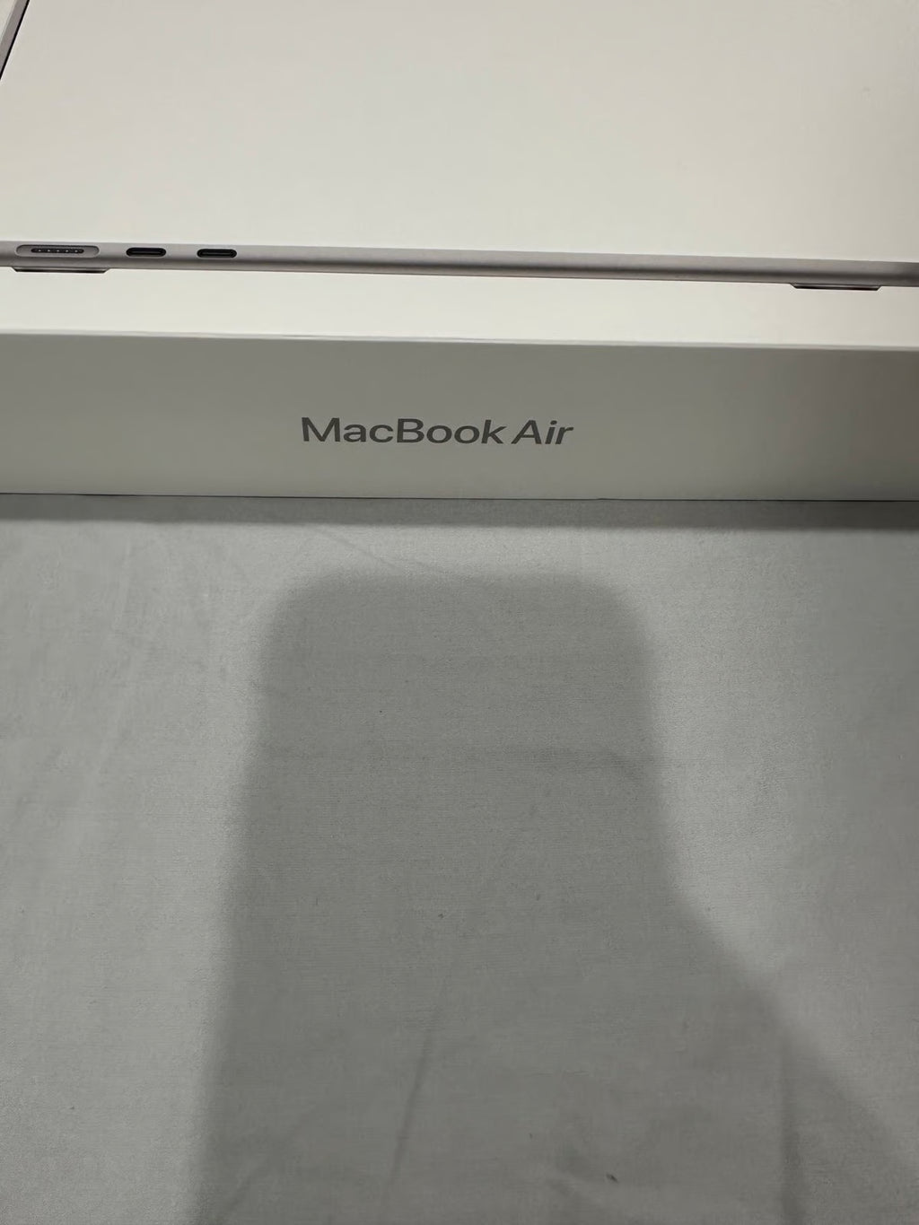 13-inch MacBook Air with Apple M3 chip 7N76