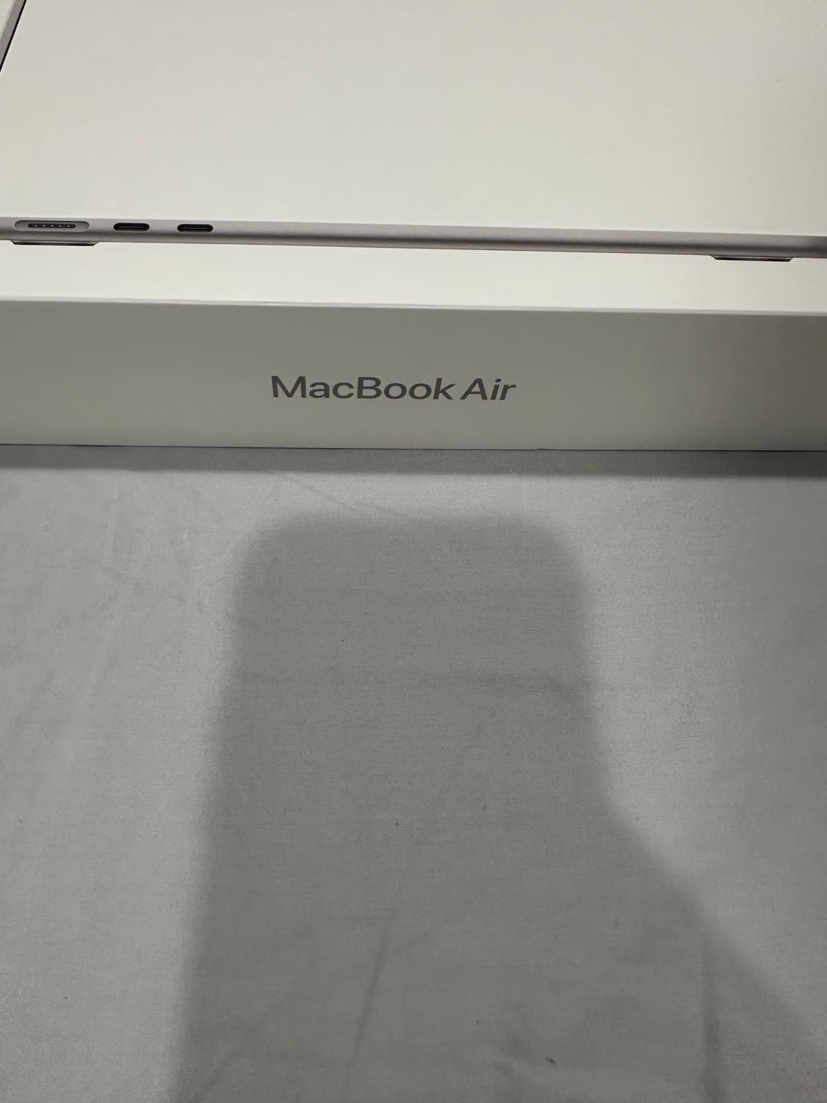 13-inch MacBook Air with Apple M3 chip 7N76