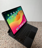 Apple iPad Pro 12.9 in. 3rd Gen 256 GB / LTE (Unlocked) + Wifi - Magic Keyboard 7V31