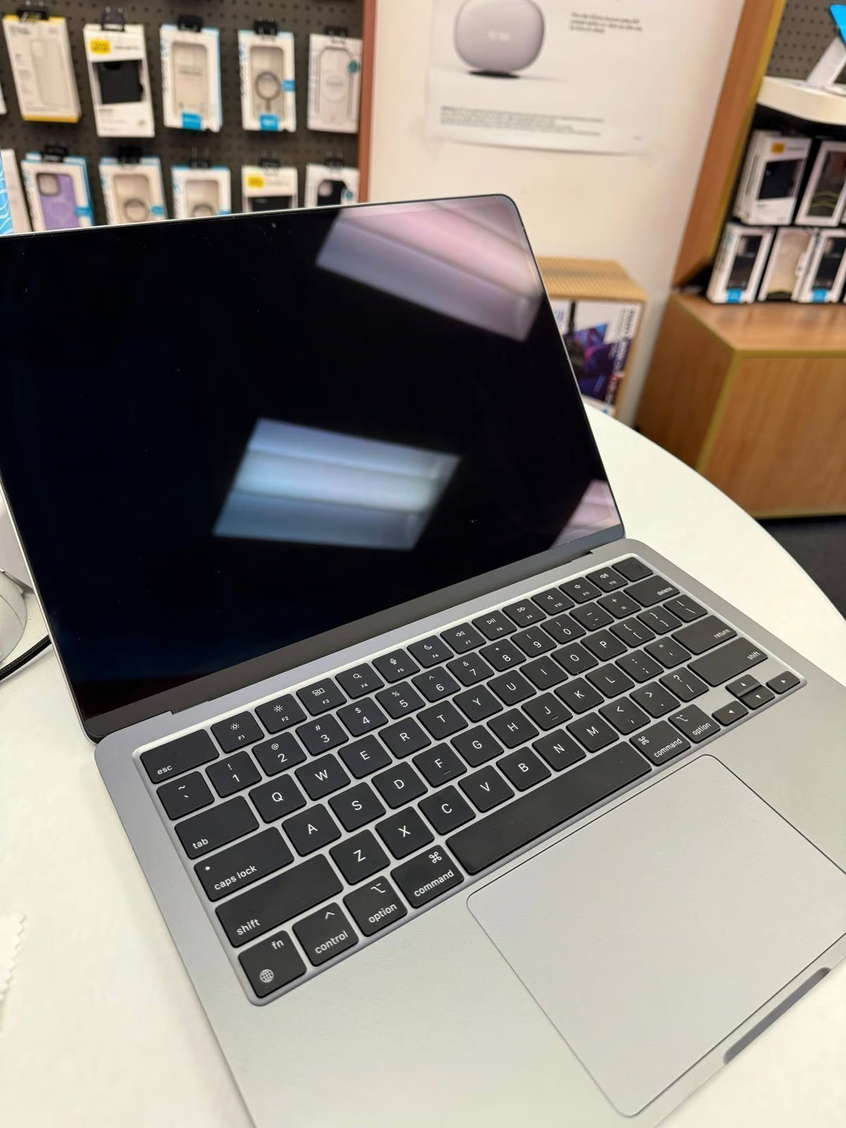 MacBook Air M2 1S73