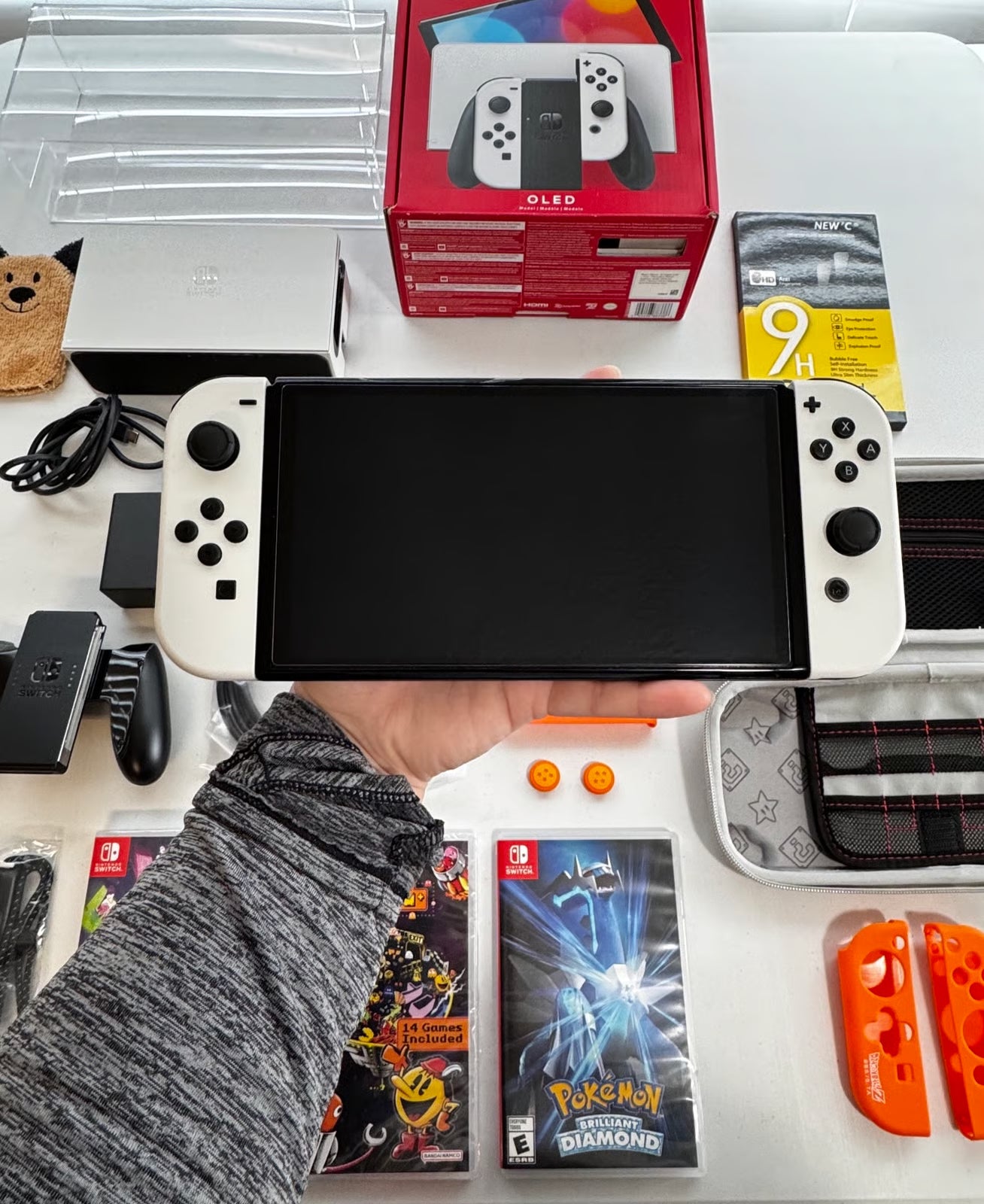 Nintendo Switch oled bundle lot set with 3 games and more 2A88