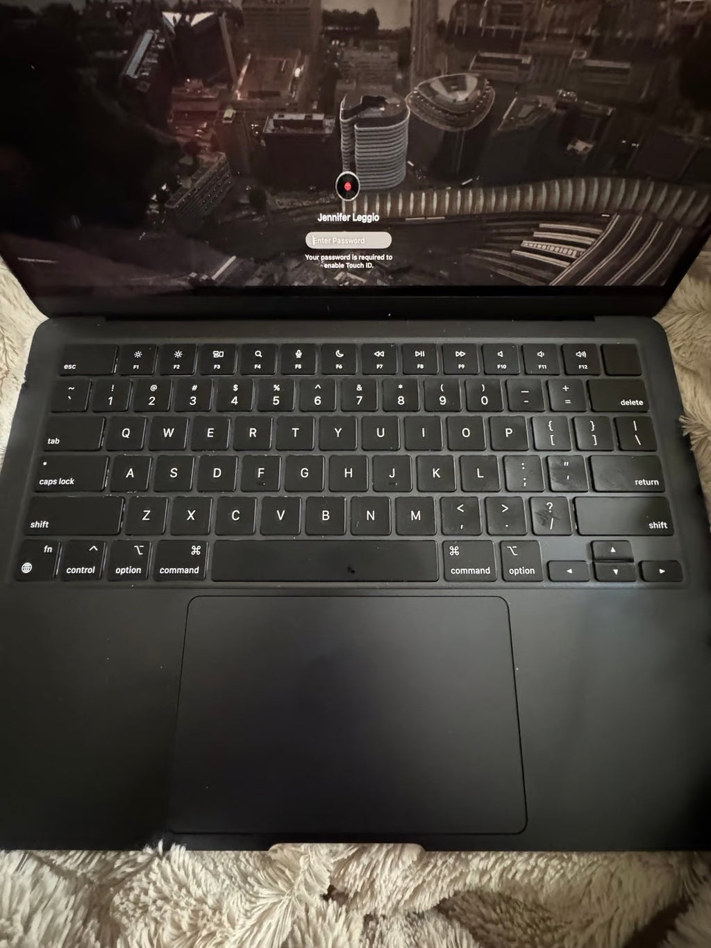 2024 MacBook Air 13-inch M2 - Midnight 1Y79