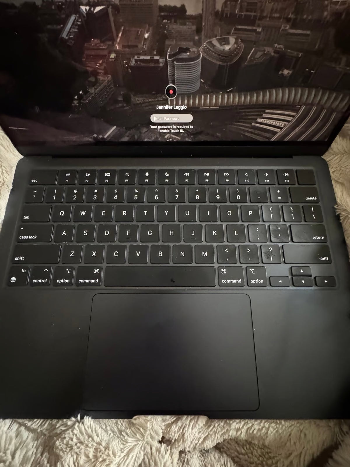 2024 MacBook Air 13-inch M2 - Midnight 1Y79