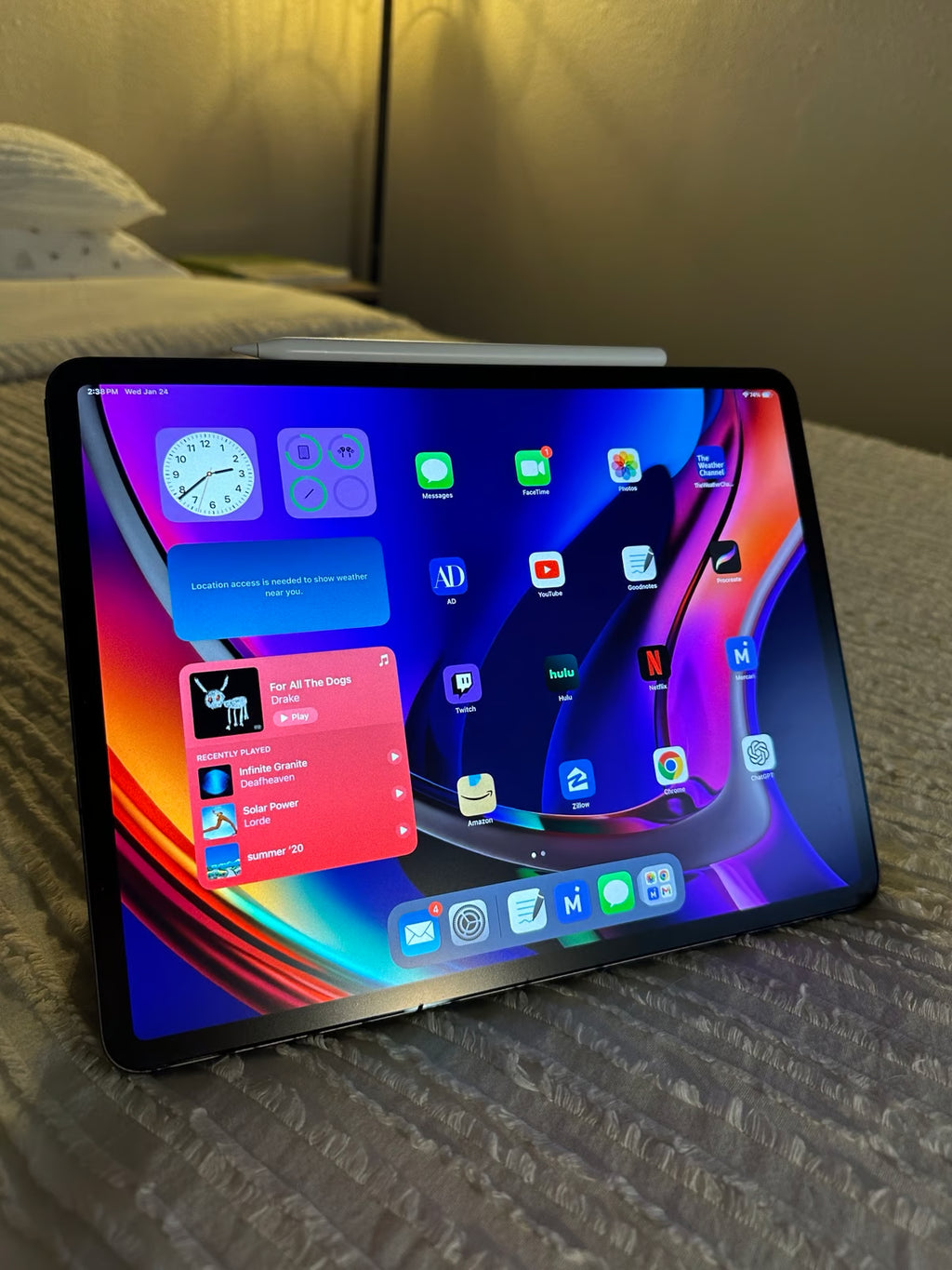 iPad Pro 12.9�?3rd Generation Bundle 3R28