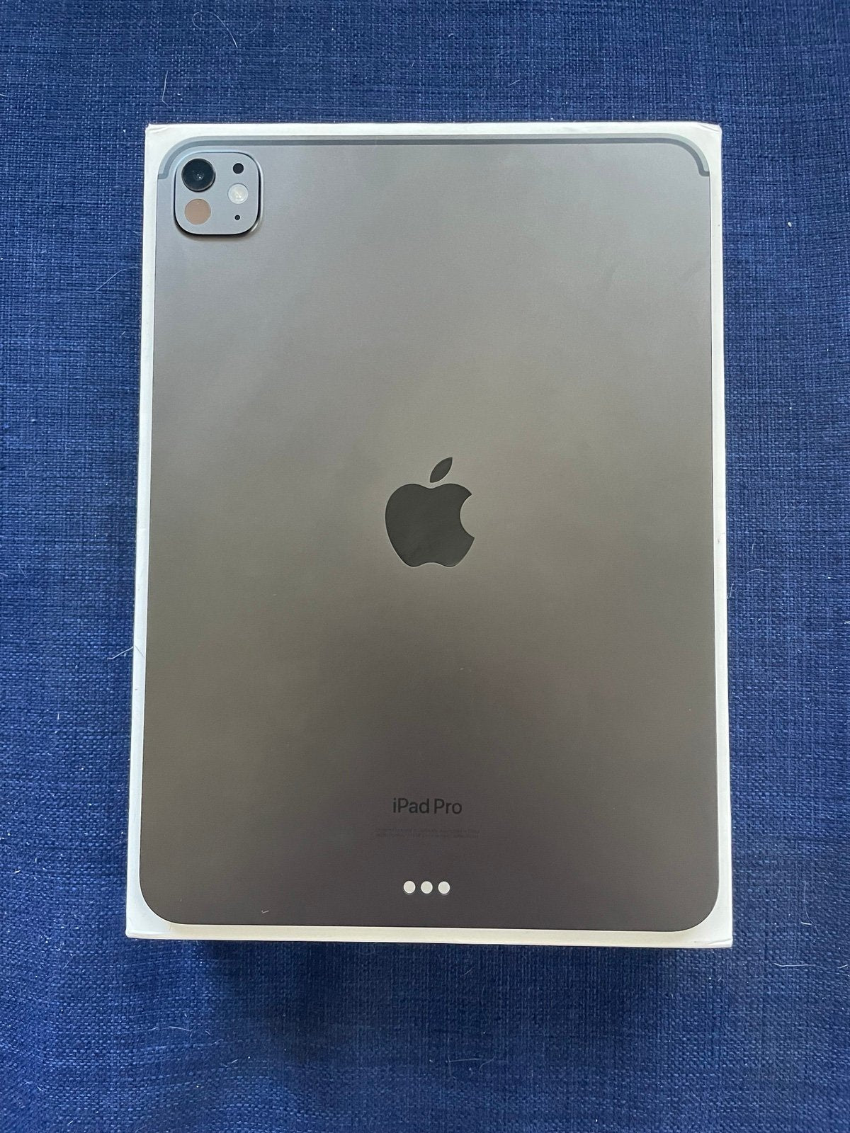 iPad pro 7th gen. Space Black 5L16