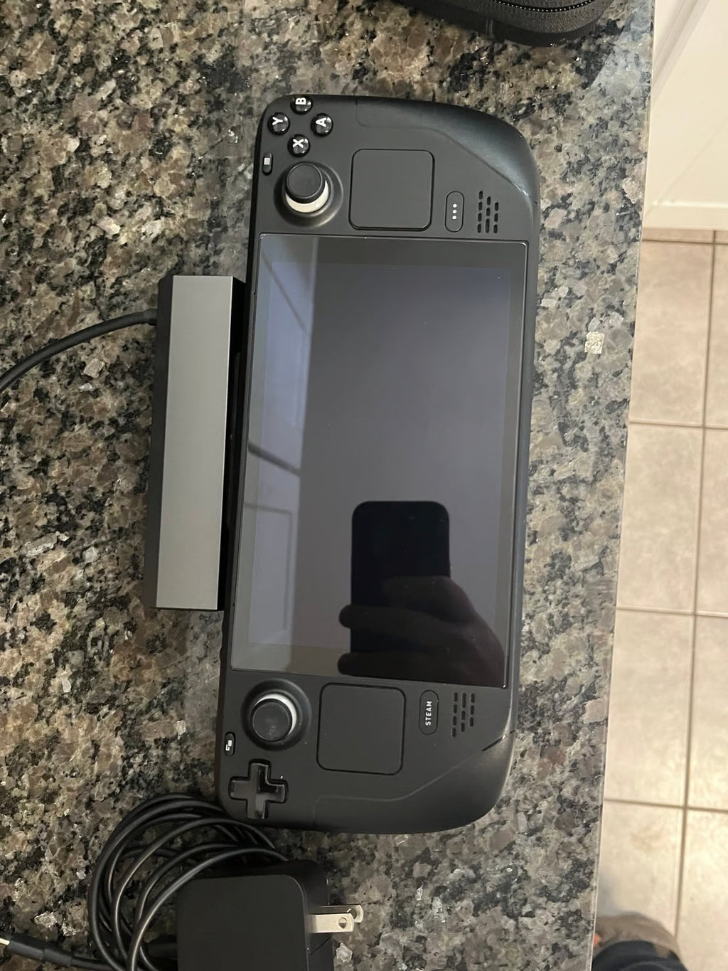 STEAM DECK 256 GB LCD MODEL W/ JSAUX DOCK 2C67