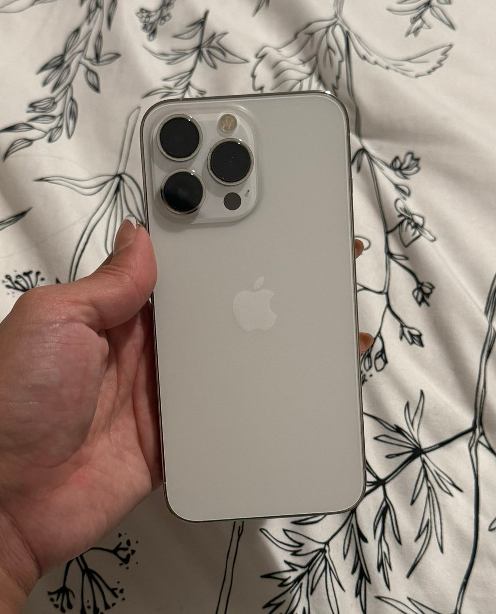 Apple iPhone 13 Pro unlocked 9R93