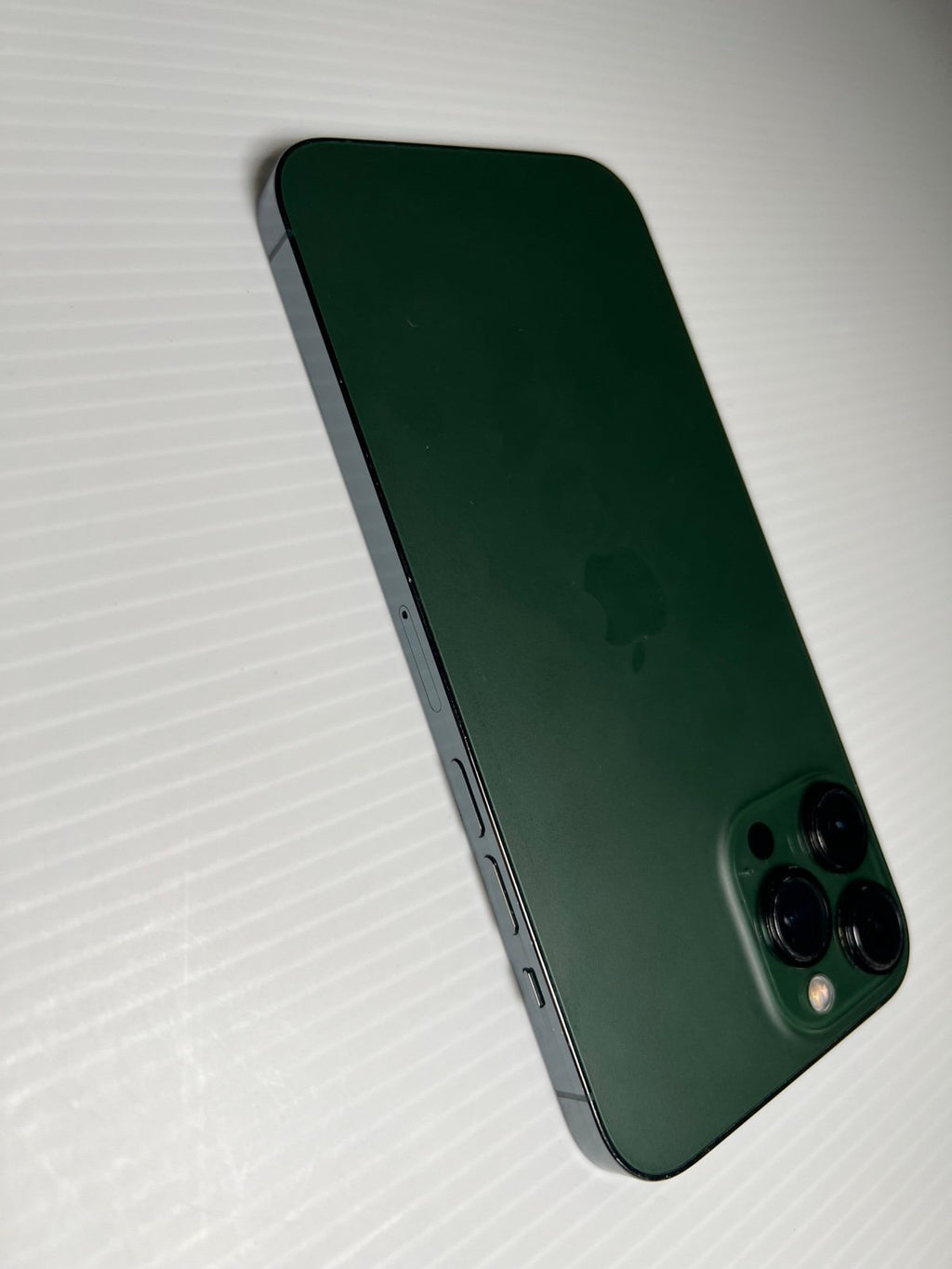 Apple iPhone 13 Pro Max 128 GB in Alpine Green - Unlocked - READ 1U72