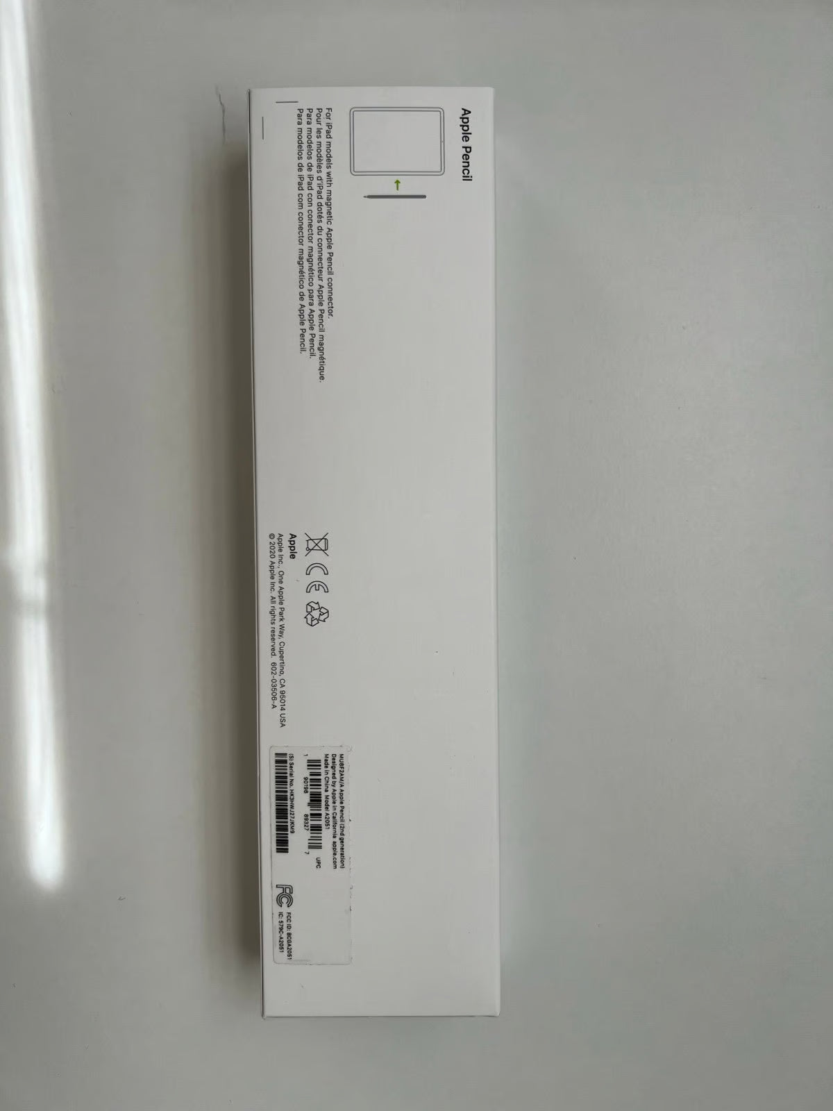 Apple iPad Air 5th Generation 64 GB in Starlight + Apple Pencil 8O99