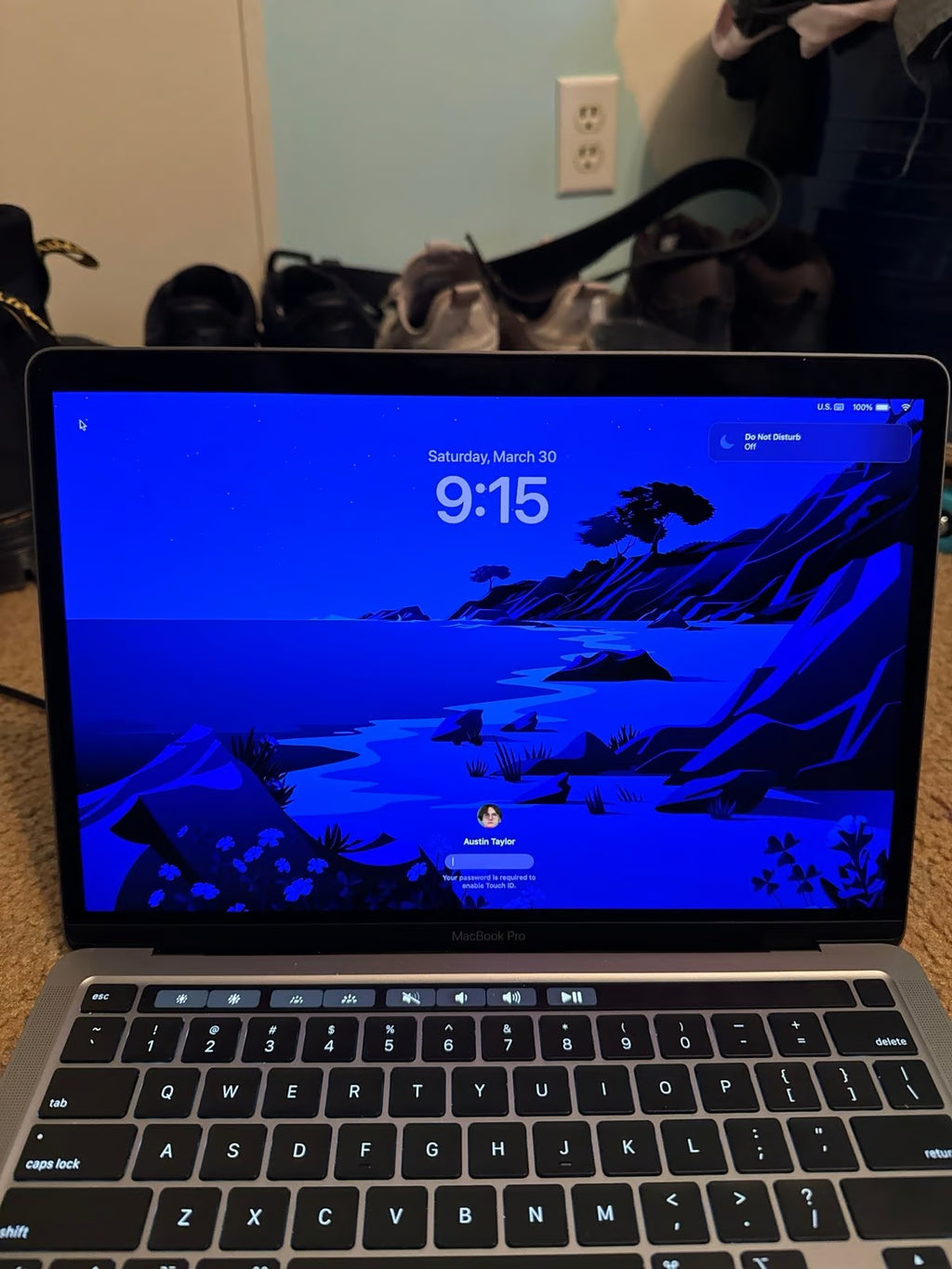 13-inch Macbook Pro M2 2C85