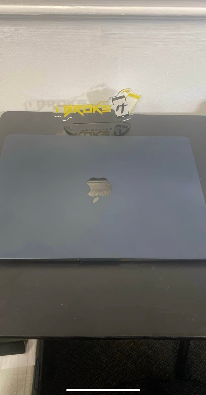 (2024)Apple Macbook Air 13in.  M2 3.49 GHz  256GB SSD 5P67