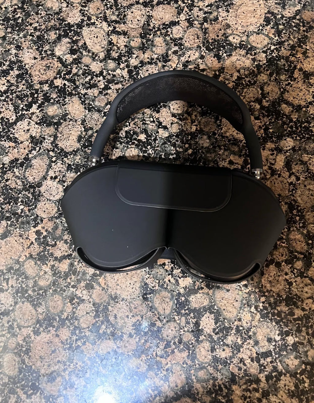 Apple AirPods Max with Smart Case 2Y58