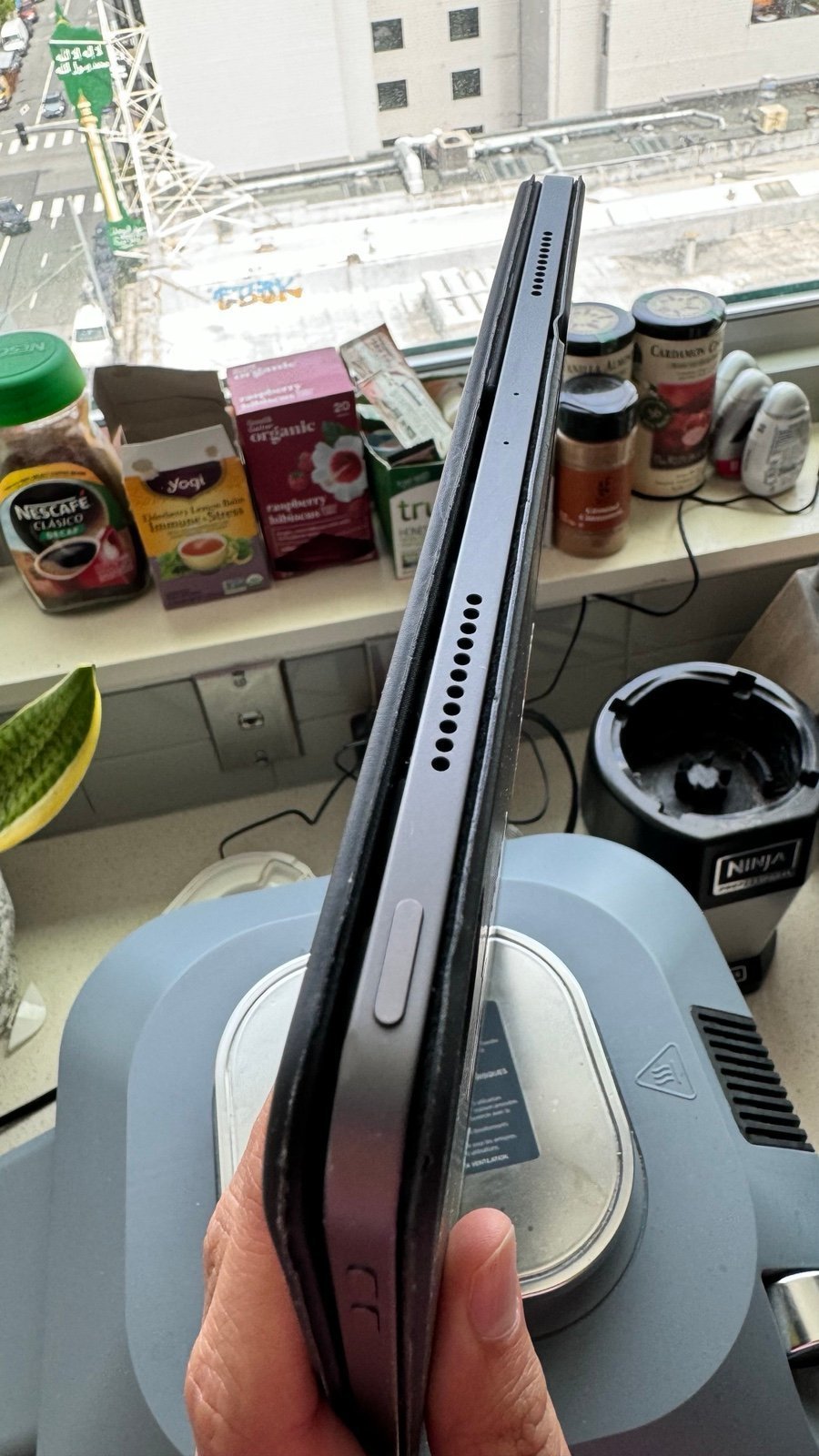 Like New iPad Pro 12.9 inch (5th gen) 512GB WiFi 9F92