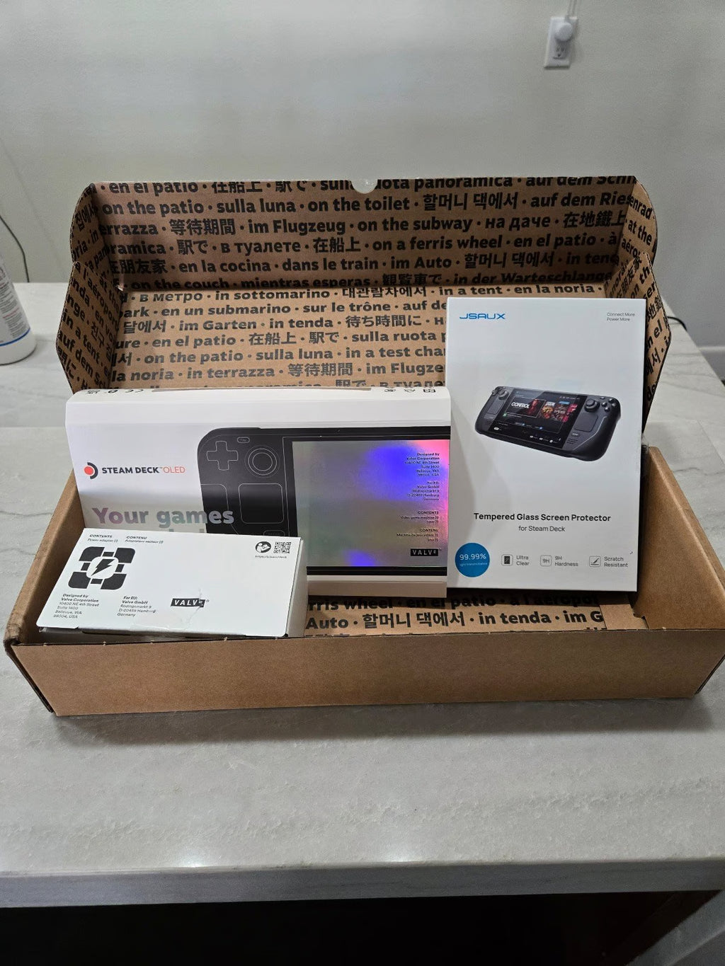 Steam Deck OLED w/Dbrand Grip Case & Screen Protector 512GB 6O27