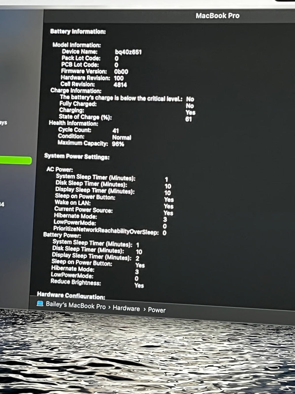 macbook pro m1 14 inch 9W13