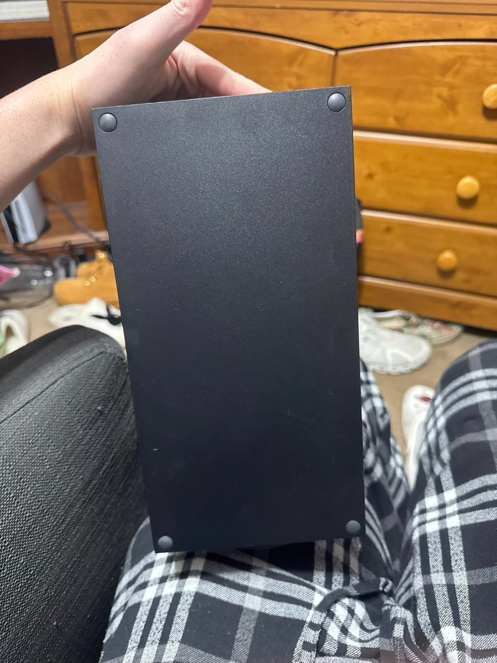 Xbox Series X w/ 4 controllers and 2 charging stands 2Q28