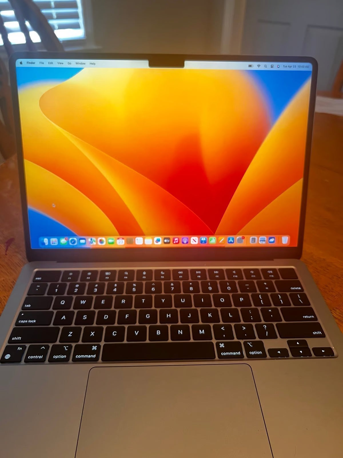 Macbook Air M2 2022 PRICE IS FIRM 5B88