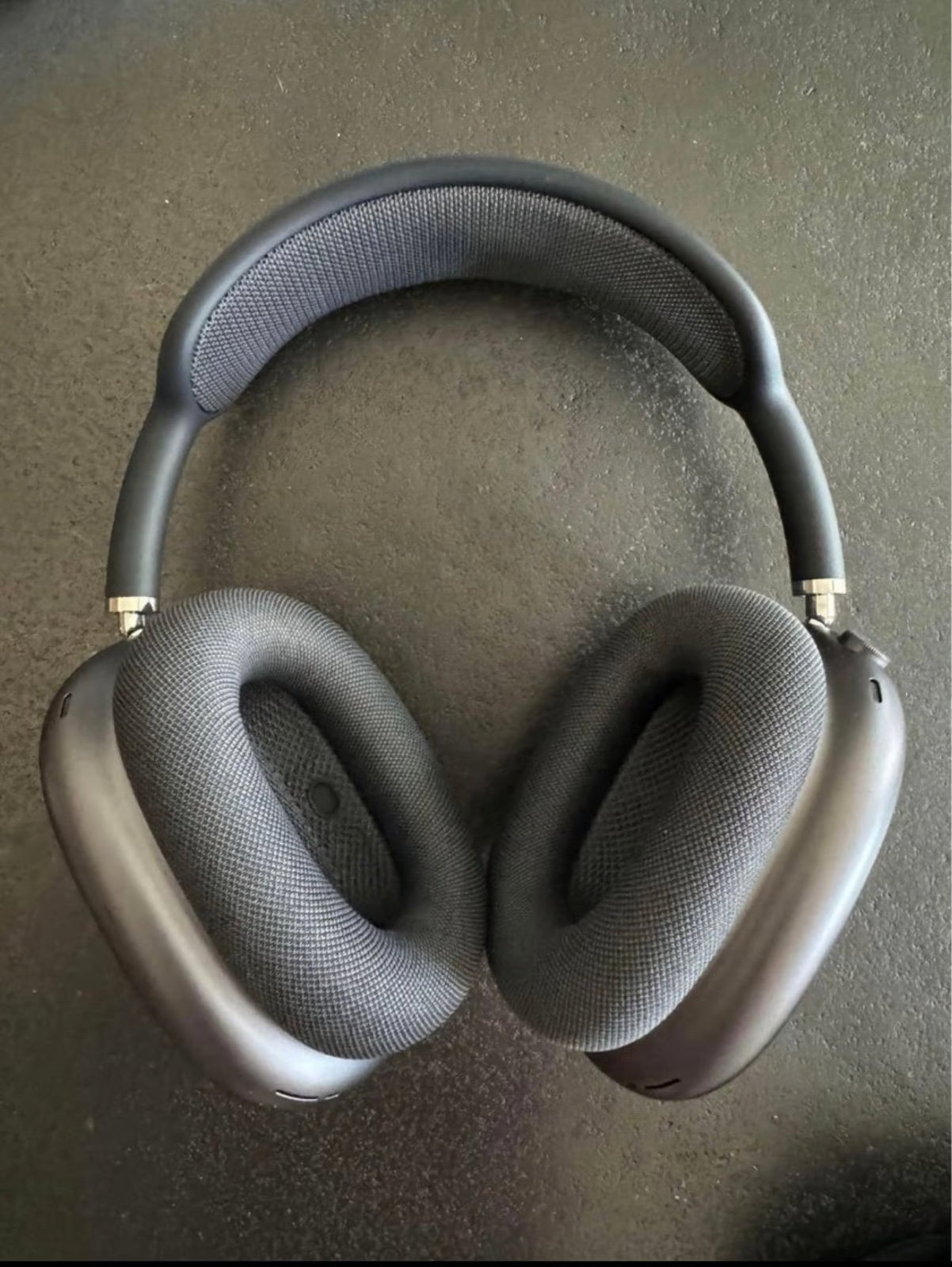 Apple AirPods Max in Space Gray 2E62