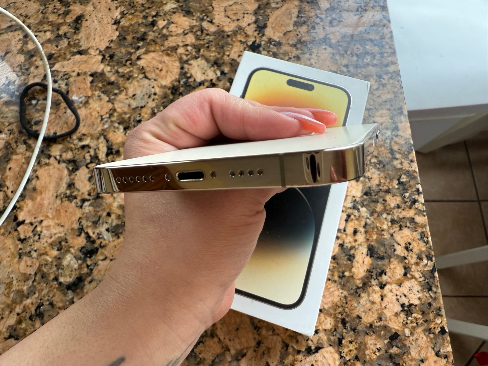 iPhone 14 Pro Max Gold 128 GB 8F21