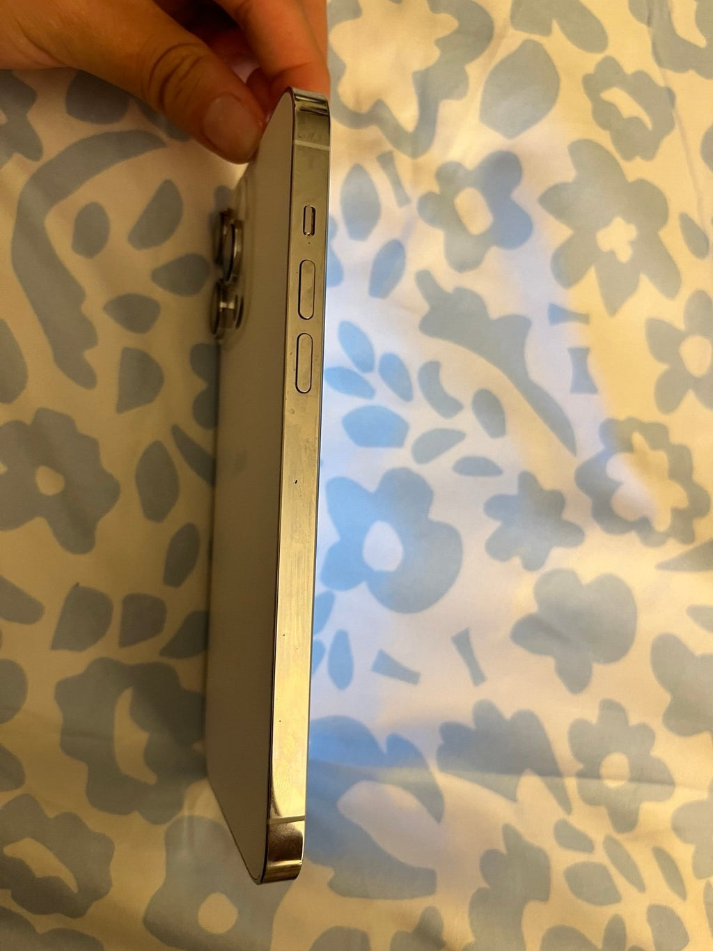 iPhone 14 Pro Max 1F33