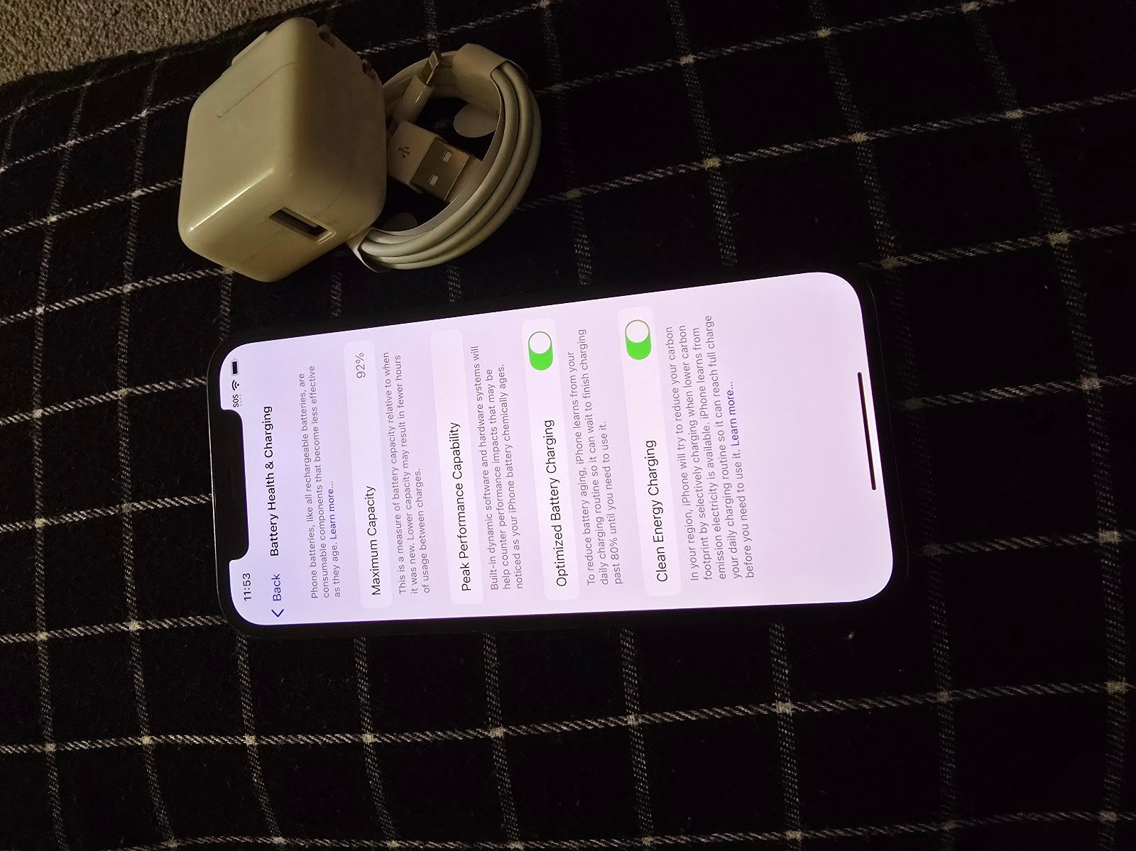 Iphone 12 unlocked 7Q53